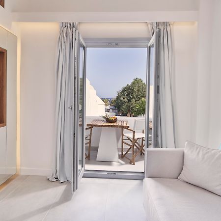 Nikki Beach Resort & Spa Santorini Kamári Esterno foto